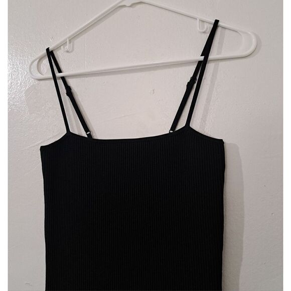 Babaton Womens Small RIBBED STRETCH bodycon LITTLE BLACK DRESS DATE NIGHT MINI - Picture 3 of 8